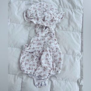Rabbit Bear by Emily and Oliver muslin romper set with hat 👒